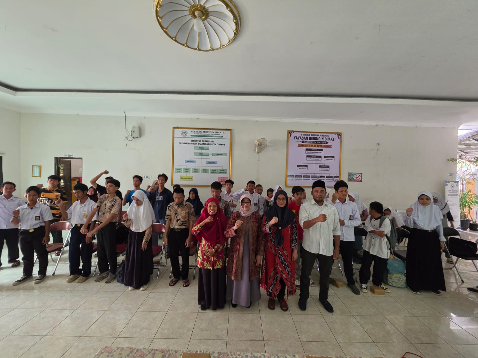 foto Bersama Siswa Disabilitas di Yayasan Beringin Bakti