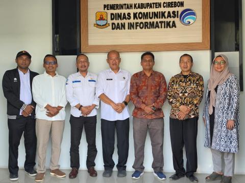 Perkuat Publikasi Pengawasan Pemilu, Bawaslu dan Diskominfo Kabupaten Cirebon Jalin Sinergi Strategis