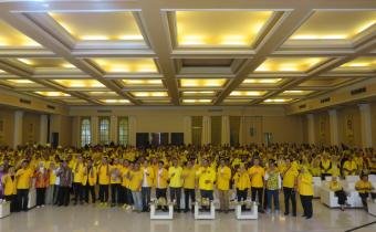 Foto Bersama Kader dan Pengurus DPD Partai Golkar Kabupaten Cirebon